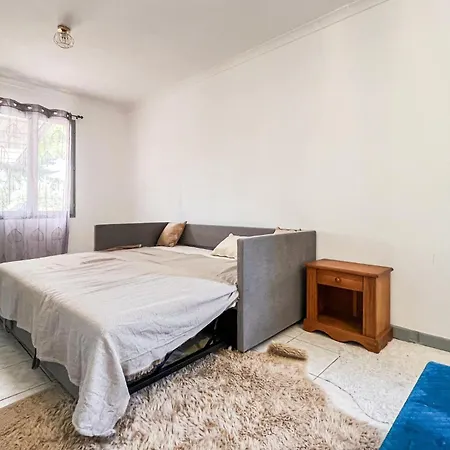 Semesterbostad Maison Proche Uzes *